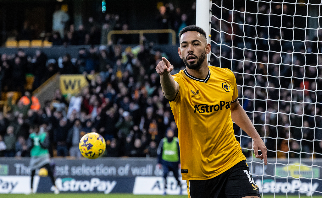 伯恩利主场胜狼队:实现后劲逆袭 伯恩利主场胜狼队:实现后劲逆袭