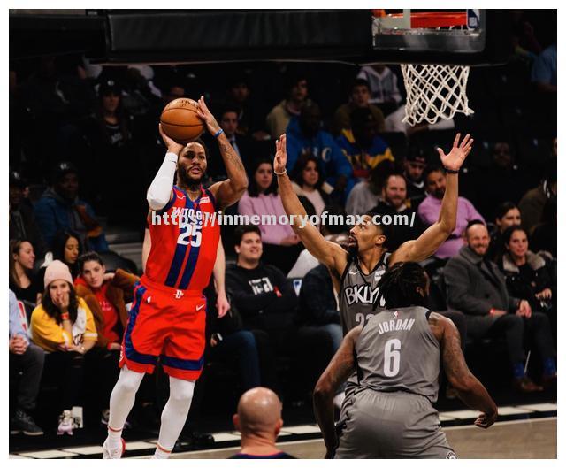 篮网客场遭活塞击败,打破连胜连败形势复杂 篮网客场遭活塞击败,打破连胜连败形势复杂