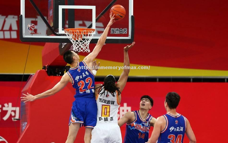 星空体育-新疆男篮主场大胜上海队，豪取四连胜