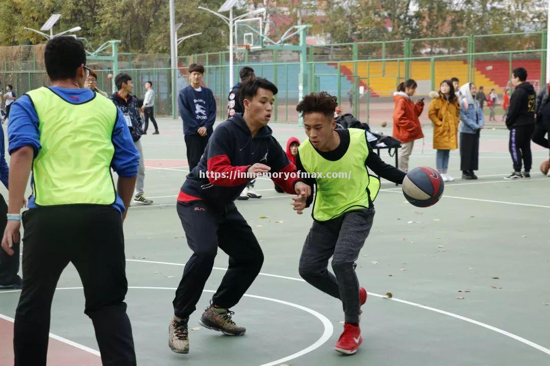 球队备战友谊赛,锤炼战术技巧 球队备战友谊赛,锤炼战术技巧