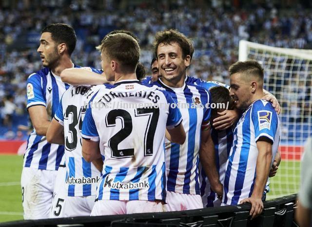 马德里竞技被皇家贝蒂斯绝杀,西甲联赛榜首之争激烈 马德里竞技被皇家贝蒂斯绝杀,西甲联赛榜首之争激烈