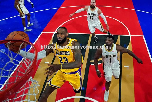 足球巨星的荣耀之战,球场上尽显实力 足球巨星的荣耀之战,球场上尽显实力