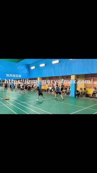 精英对决!羽毛球女单决赛引爆现场热情 精英对决!羽毛球女单决赛引爆现场热情