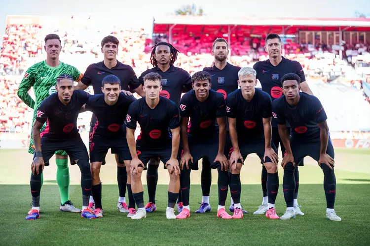 瓦伦西亚客场力克毕尔巴鄂,壮大士气 瓦伦西亚客场力克毕尔巴鄂,壮大士气