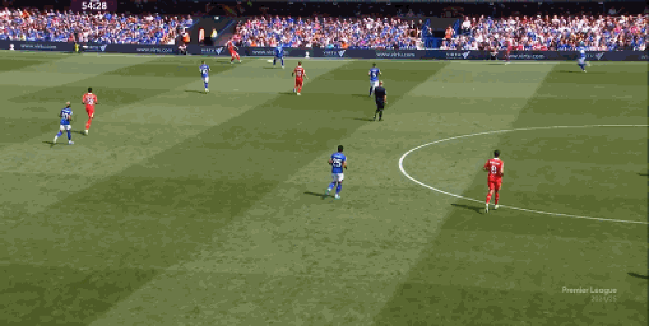 利物浦客场告捷,晋级希望大增 利物浦客场告捷,晋级希望大增