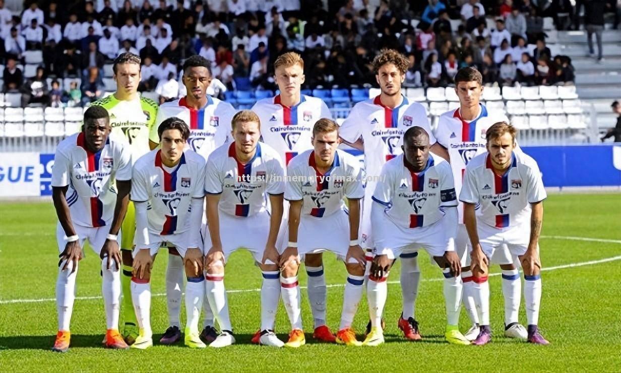 里昂球队遭到连败,球迷忧心球队走势 里昂球队遭到连败,球迷忧心球队走势