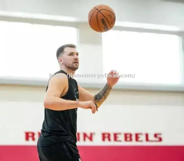 英格兰传奇教练力挺后备球员,希望能为球队注入新力量 英格兰传奇教练力挺后备球员,希望能为球队注入新力量