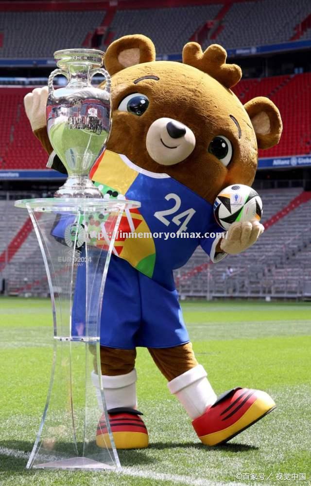 欧国联冠军奖杯备受球队瞩目 欧国联冠军奖杯备受球队瞩目