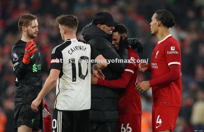 利物浦卫冕希望渺茫,英超冠军困境不堪一击 利物浦卫冕希望渺茫,英超冠军困境不堪一击