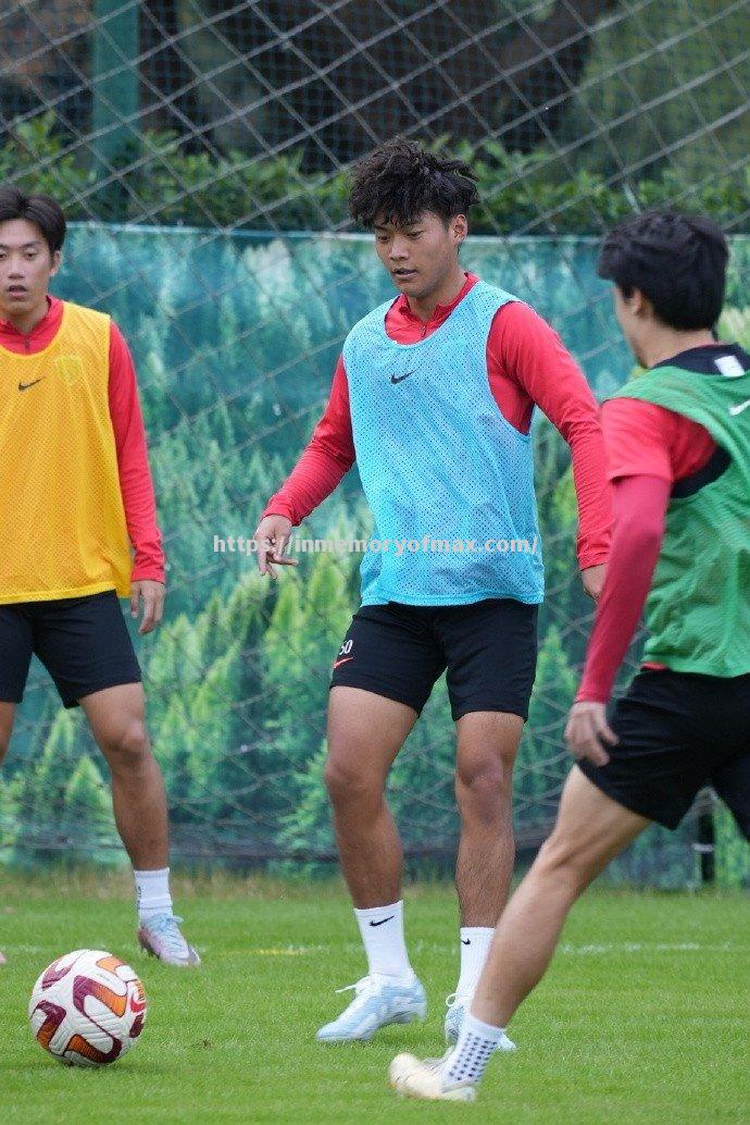 球队主力球员合练,备战接下来比赛 球队主力球员合练,备战接下来比赛