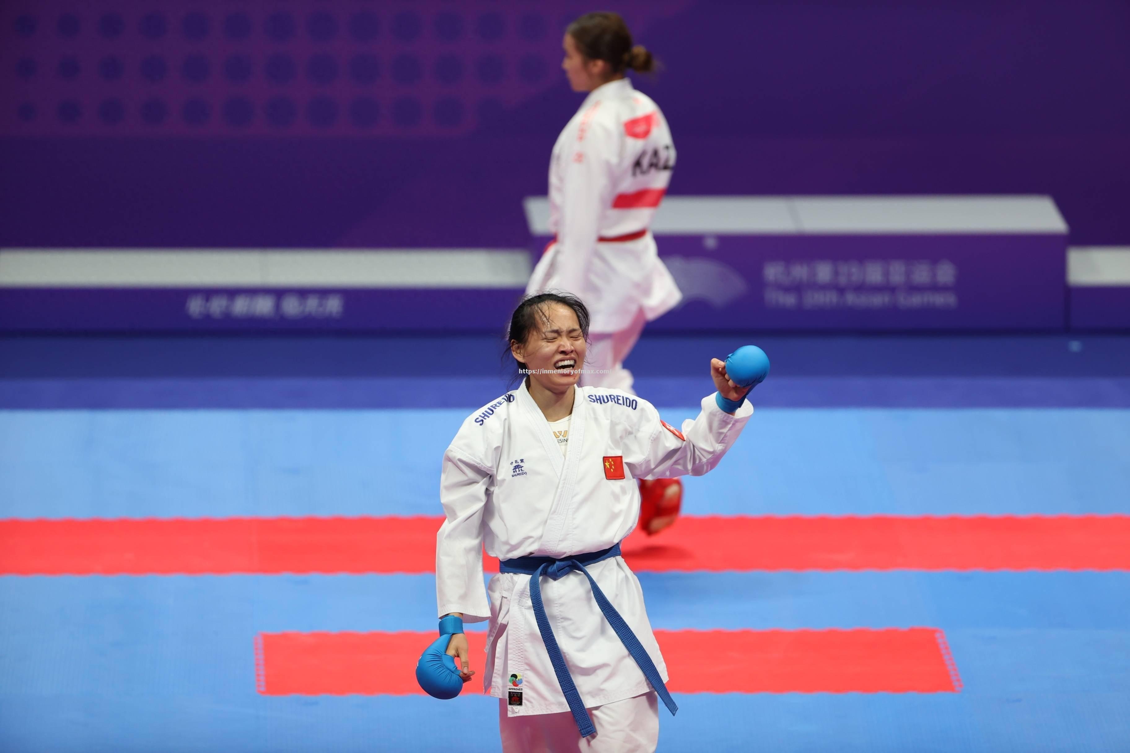 空手道比赛中,东道主选手表现优异夺得好成绩 空手道比赛中,东道主选手表现优异夺得好成绩