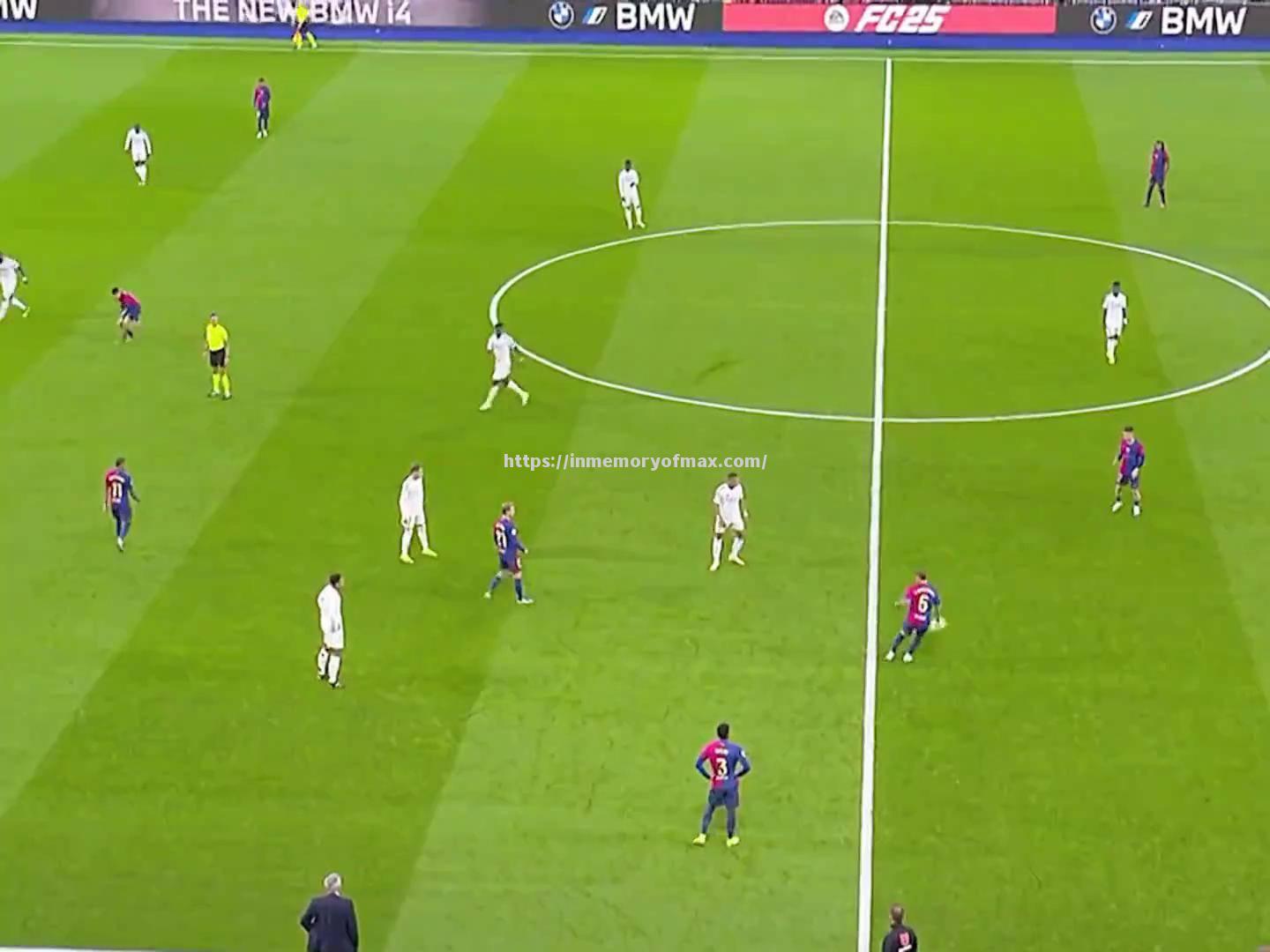 皇马夺冠抢眼,巴萨球迷深感失望 皇马夺冠抢眼,巴萨球迷深感失望