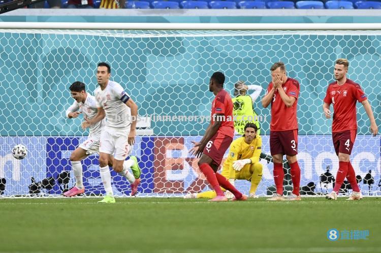 意大利队员伤退,瑞士战术得手 意大利队员伤退,瑞士战术得手