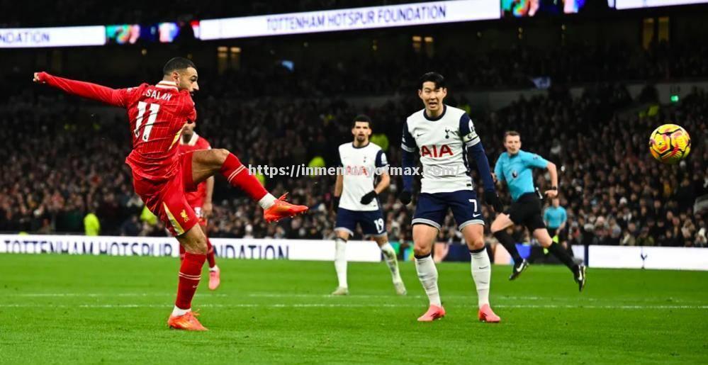 星空体育-热刺主场憾失胜机，名将停赛球队错失良机赶上末班车