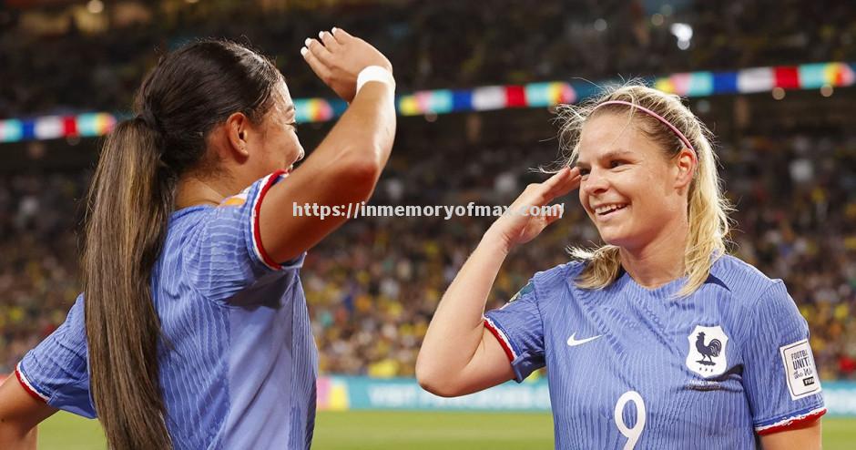 女足比赛迎来白热化,双方拼尽全力 女足比赛迎来白热化,双方拼尽全力