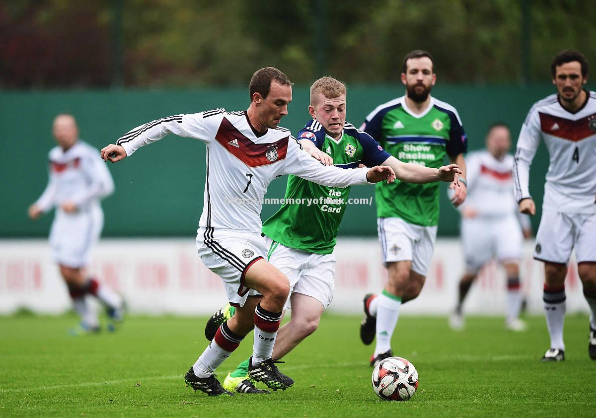 星空体育-西班牙迎战瑞典：强强对话谁能胜出？