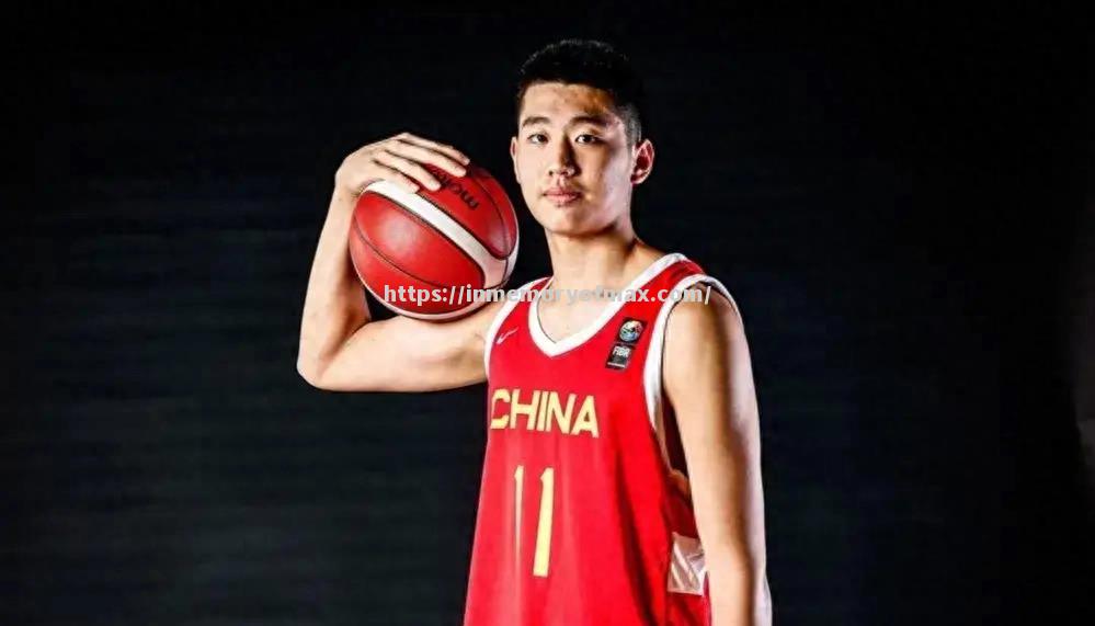 星空体育-韩国男篮战术调整灵敏，适时反击