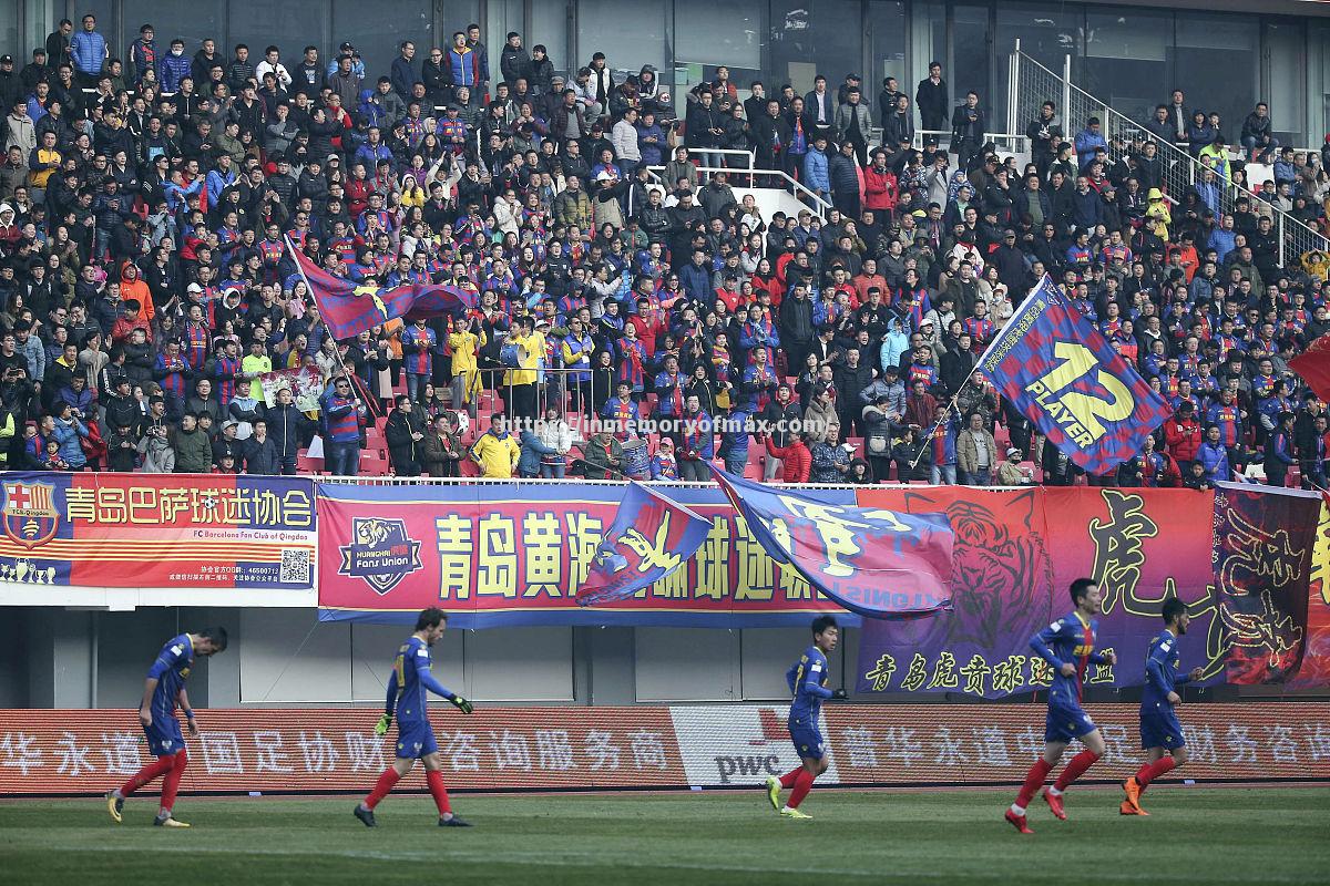 星空体育-拼尽全力，足球巨星争夺胜利殊荣