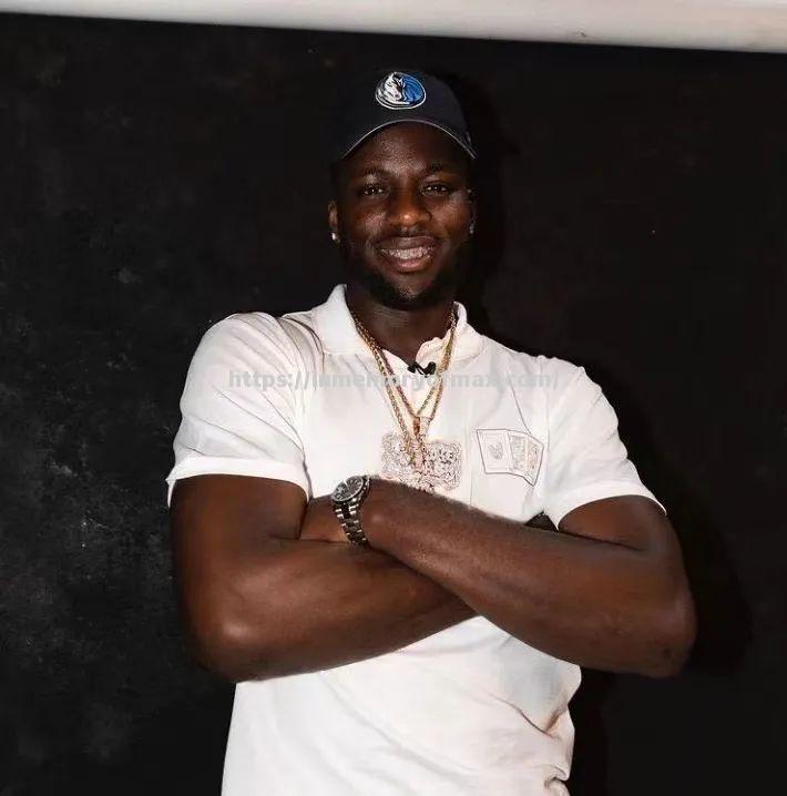 小牛队新秀球员勤奋训练,力求提升水平争夺主力位置 小牛队新秀球员勤奋训练,力求提升水平争夺主力位置