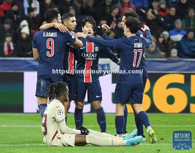 巴黎圣日耳曼球员涉嫌欺凌,引发舆论热议 巴黎圣日耳曼球员涉嫌欺凌,引发舆论热议