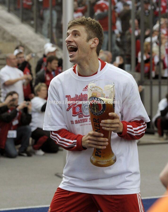 穆勒技术娴熟,拜仁慕尼黑胜利轻松 穆勒技术娴熟,拜仁慕尼黑胜利轻松