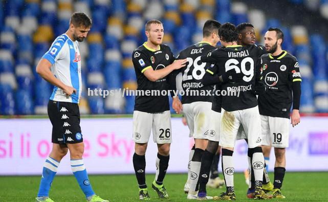 尤文图斯客场大胜热那亚,领跑积分榜 尤文图斯客场大胜热那亚,领跑积分榜